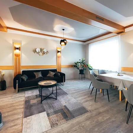 Number 1 Hotel Fürstenfeld