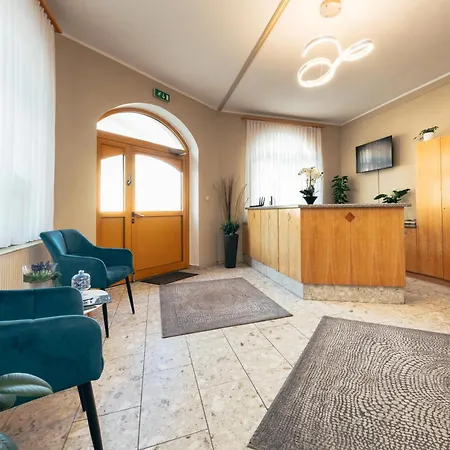 Number 1 Hotel Fürstenfeld