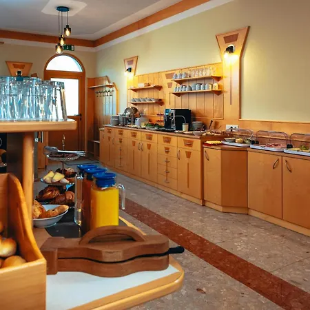 Number 1 3* Fürstenfeld